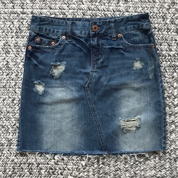 American Eagle Outfitters Dresses & Skirts - High rise demin skirt